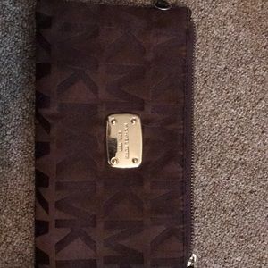 Michael Kors make up bag